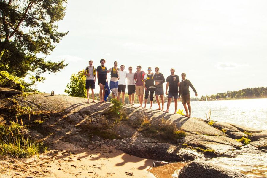 Stockholm: Archipelago Islands Kayak Tour and Outdoor Picnic - The six-hour option: a longer route and BBQ lunch
