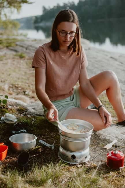 Stockholm: Archipelago Islands Kayak Tour and Outdoor Picnic - Equipment, weather, and the return paddle