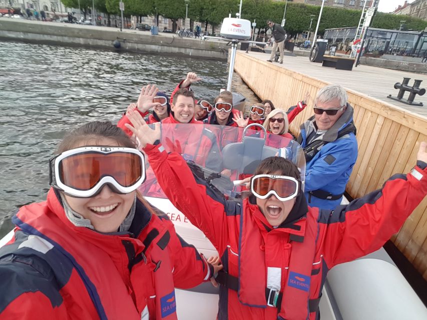 Stockholm Archipelago RIB Speed Boat Tour with Swedish Fika - Fjäderholmarna and the rush toward open water
