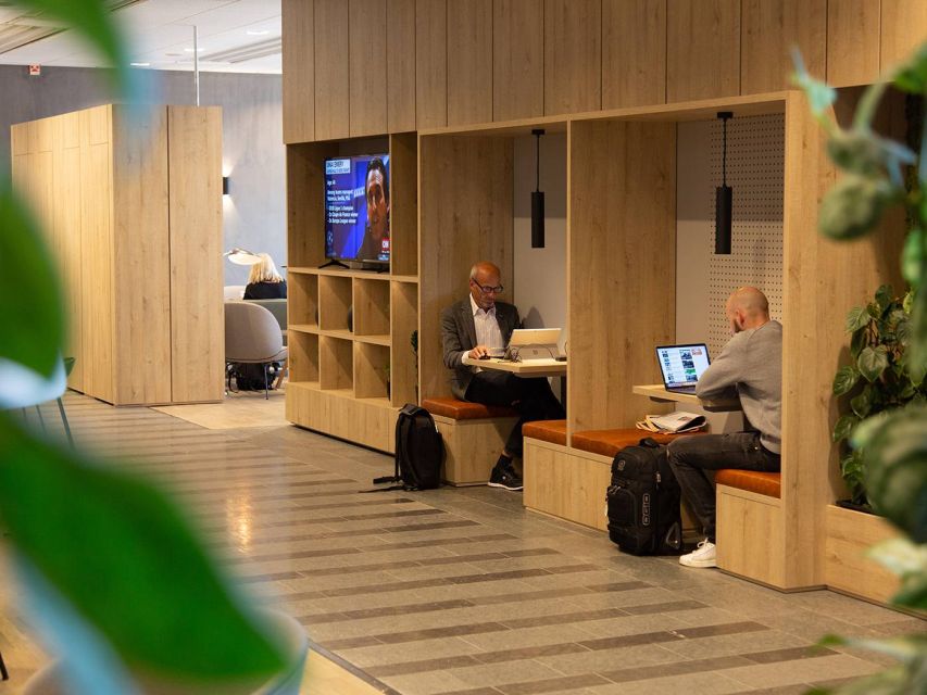 Stockholm Arlanda Airport (ARN): Premium Lounge Entry - Food and drinks: useful airport fuel, not fine dining