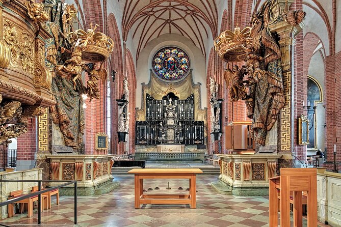 Stockholm Cathedral, Churches, Old Town Private Walking Tour - Royal Opera, Parliament House, and the Royal Palace