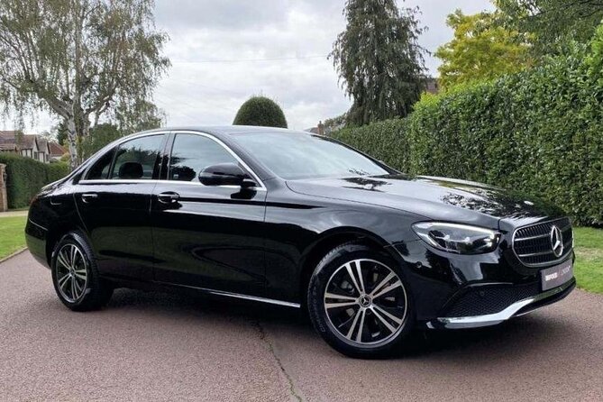 Stockholm Departure Private Transfer to Arlanda ARN Airport by Business Car - Key points at a glance