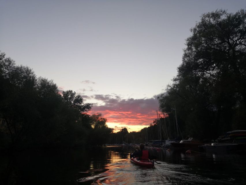 Stockholm Evening Kayak with BBQ. - Starting near Hornstull and Långholmen Island