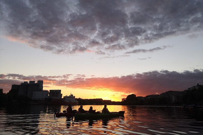 Stockholm Evening Kayak with BBQ - Small Group - Island barbecue, beach time, and a possible swim