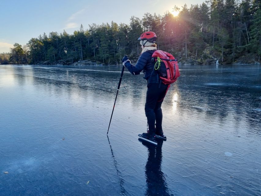 Stockholm: Family Friendly Private Ice Skating Tour & Lunch - What the Private Guide Adds