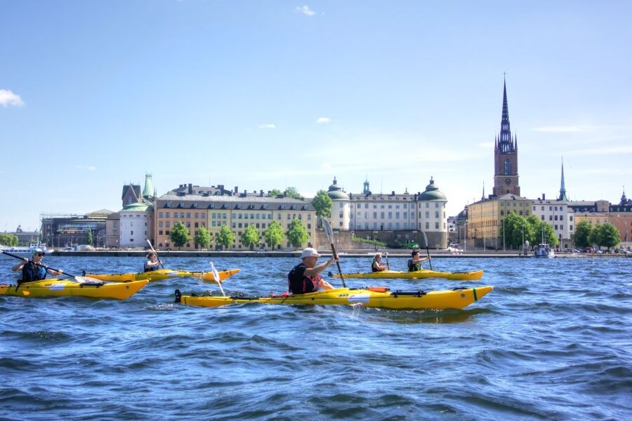 Stockholm: Guided Kayak City Tour & Optional Midsummer Meal - Practical details that affect your day