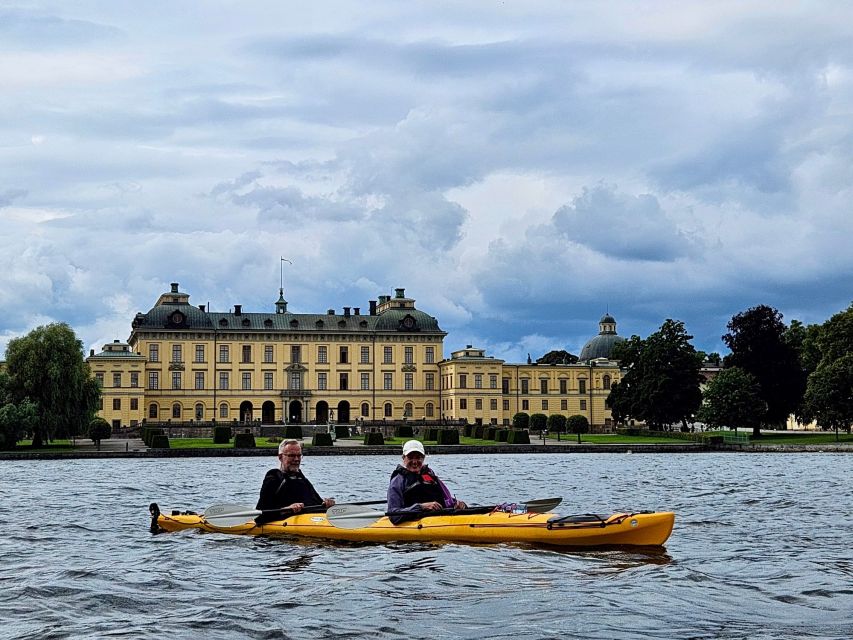 Stockholm: Guided Kayak Tour to Drottningholm Royal Palace - From Riddarholmen Church to the quiet waters of Mälaren