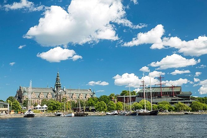 Stockholm: Highlights Boat Tour - Gamla Stan, Södermalm, and the Inner City