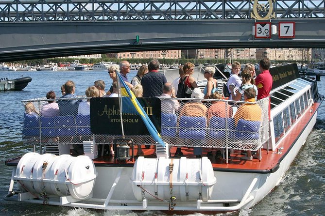 Stockholm Hop-On Hop-Off Sightseeing Cruise - Stop 4: Skeppsholmen