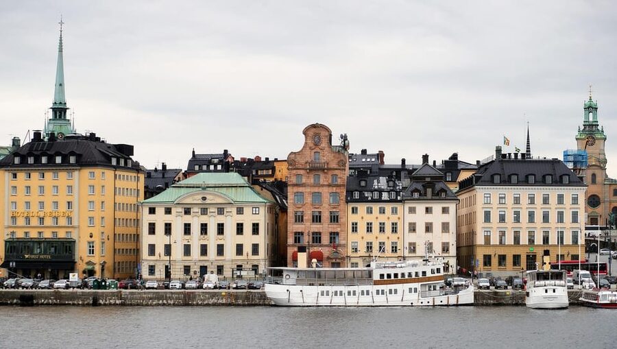 Stockholm Icons: Old Town & Riddarholmen Private Guided Tour - A private guide, with Stefan setting a useful example