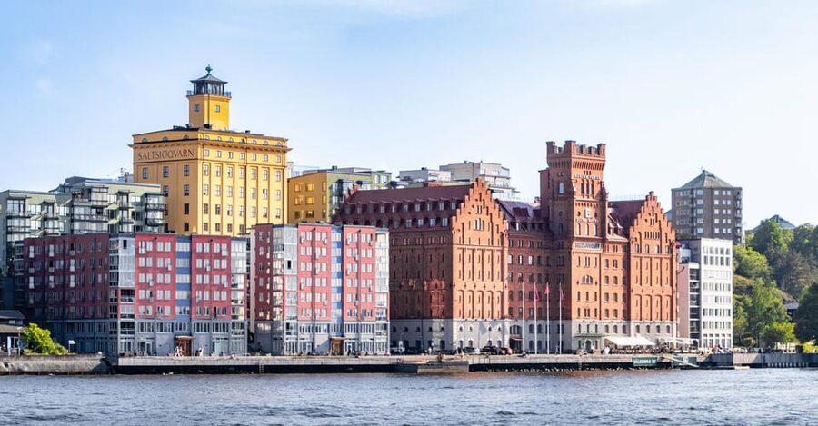Stockholm Icons: Old Town & Riddarholmen Private Guided Tour - Starting beside Stockholm City Hall