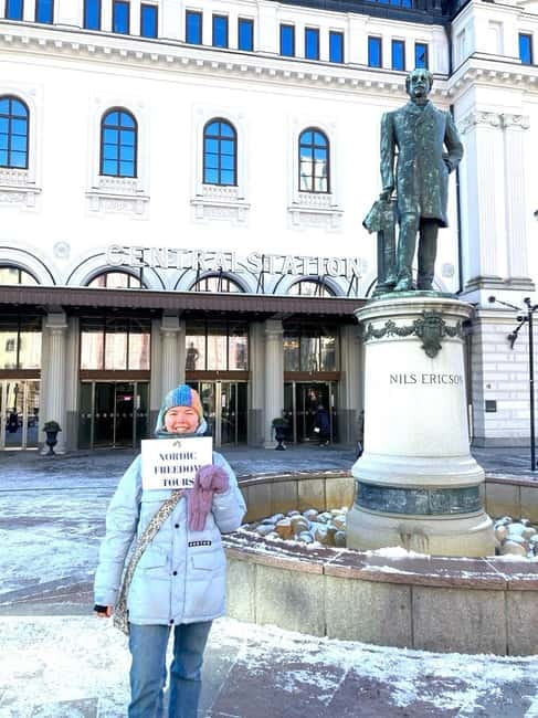 Stockholm: Modern City Walking Tour with Local Guide - Key points to know before you book