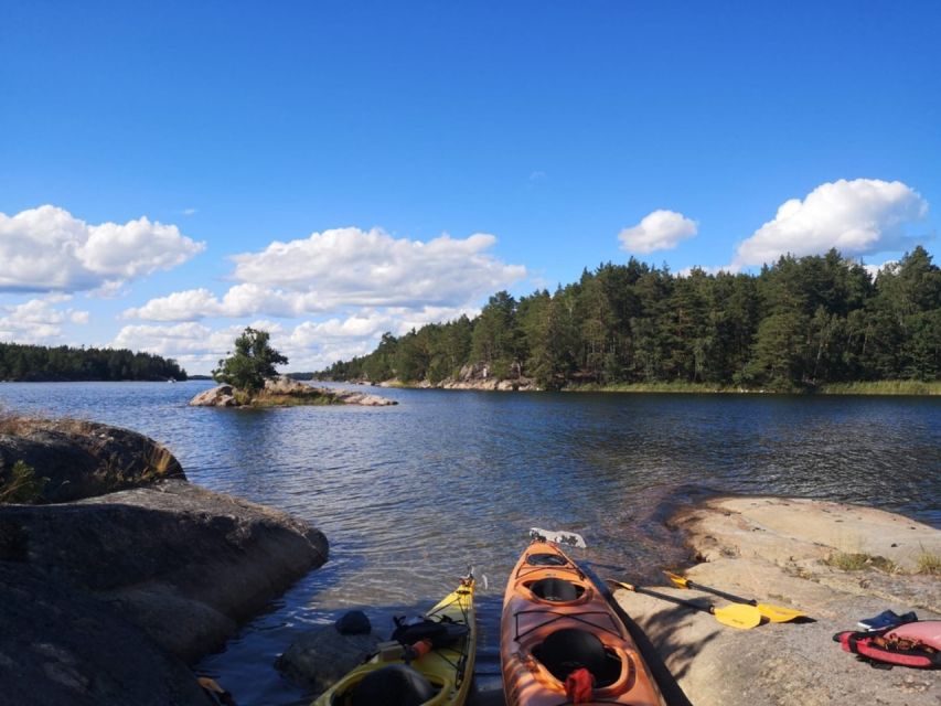 Stockholm: Morning Kayak Tour in the Archipelago with Lunch - The return paddle and Swedish fika