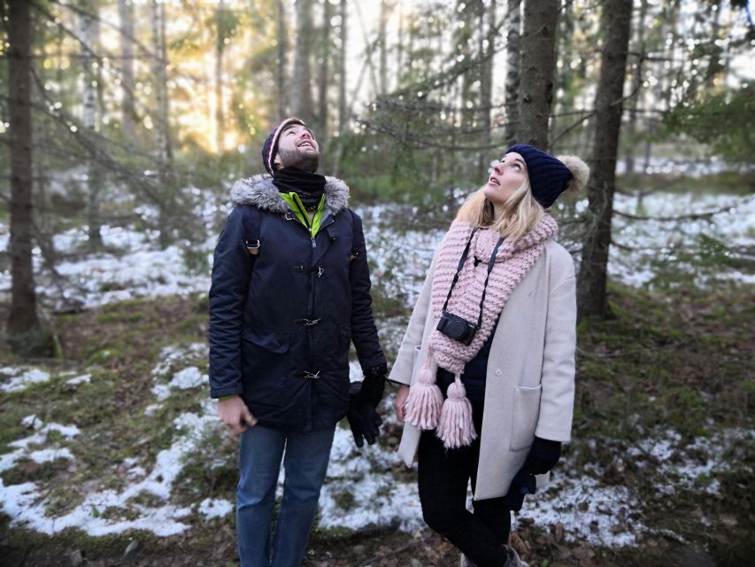 Stockholm: Nature Hike with Campfire Lunch - The afternoon search for animals