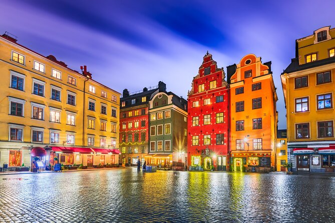 Stockholm Old Town Gamla Stan, Historic Walking Tour, Small group - Starting at Mynttorget and entering the old streets