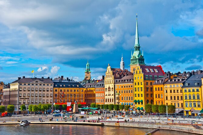 Stockholm Old Town Gamla Stan, Historic Walking Tour, Small group - Finishing at the Royal Palace
