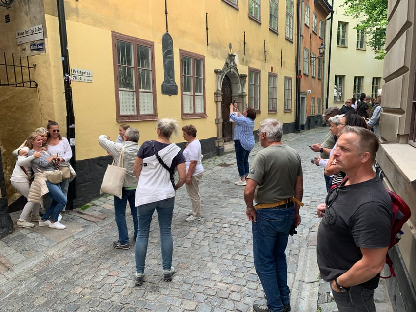 Stockholm: Old Town Guided Walking Tour (English / Deutsch) - From Österlånggatan to Stortorget