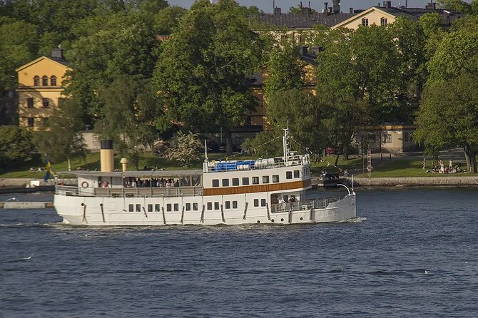 Stockholm Old Town Walking Tour + Archipelago Cruise - The two-hour cruise toward the Stockholm Archipelago