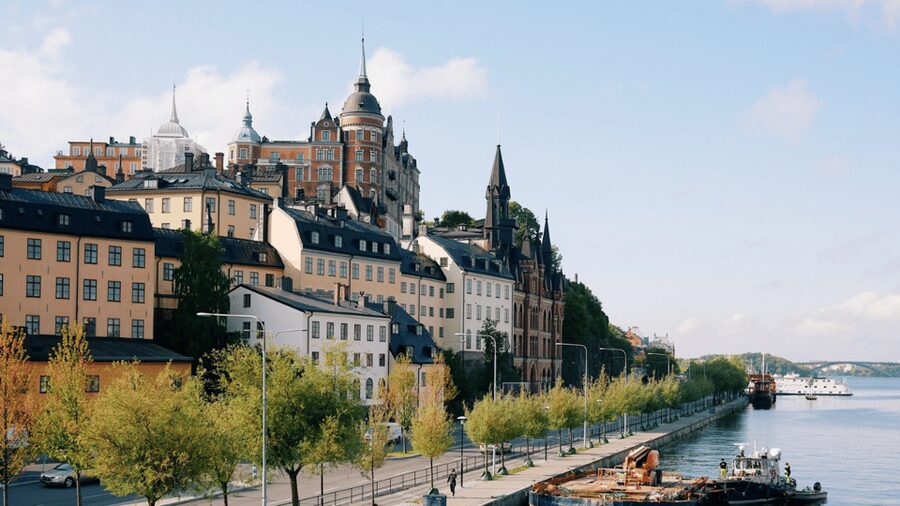 Stockholm: Old Town Walking Tour, stories and secrets - Starting at the Post Museum in Gamla Stan
