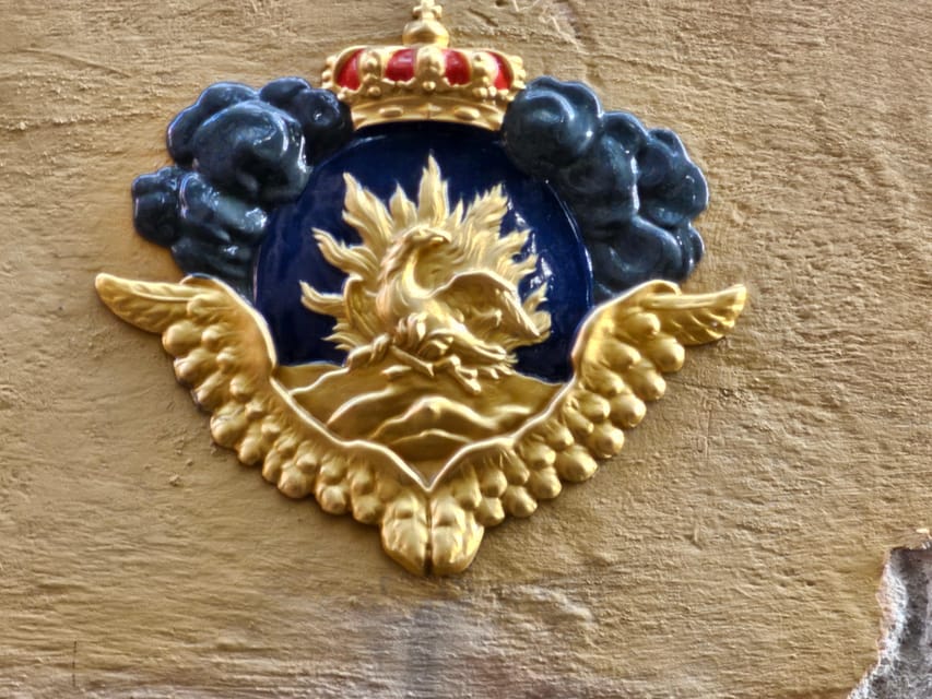 Stockholm: Old Town Walking Tour, stories and secrets - Riddarholmen Church and the House of Nobility