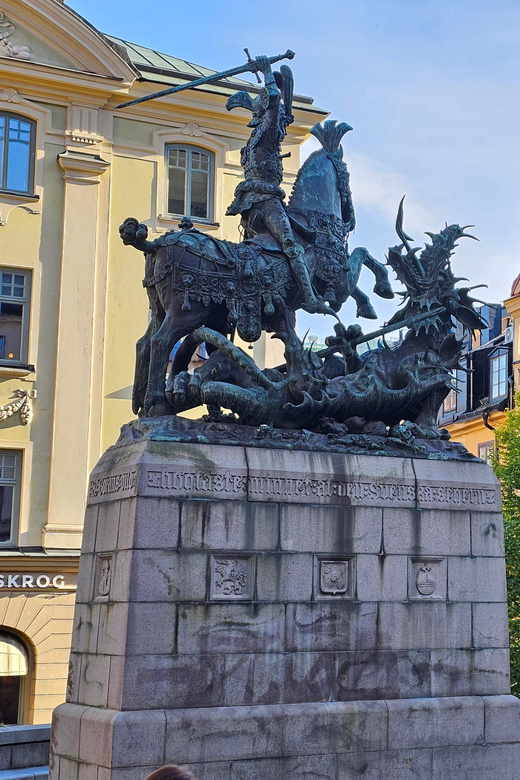 Stockholm: Old Town Walking Tour, stories and secrets - Runestone and Stortorget: the Old Town’s opening chapters