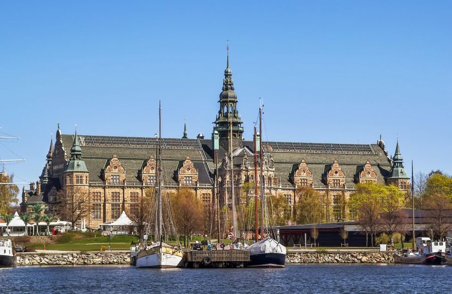 Stockholm Pass: Save up to 50% - Includes Vasa Museum Ticket - Hop-on hop-off buses are useful, with limits