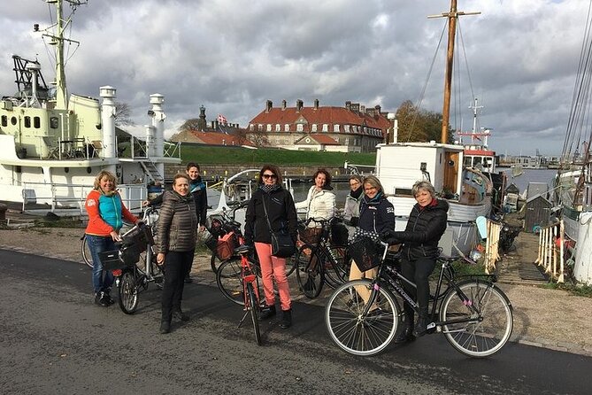 Stockholm Private Custom Walking Tour with A Guide (Private Tour) - What this Stockholm walking tour actually offers