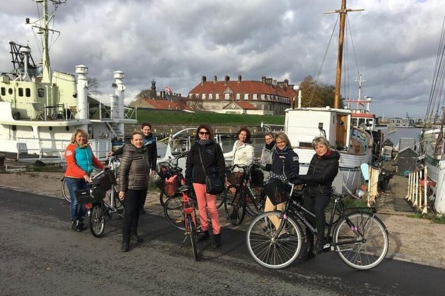 Stockholm: Private Custom Walking Tour With A Tour Guide - What to request before your guide arrives