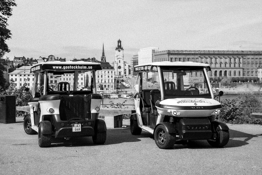 Stockholm Private Golf Cart Tours - Returning through Gamla Stan’s most important sights