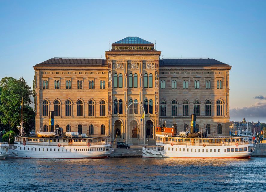 Stockholm Royal Palace Museums Gamla Stan Skip-the-line Tour - How the guides shape the experience