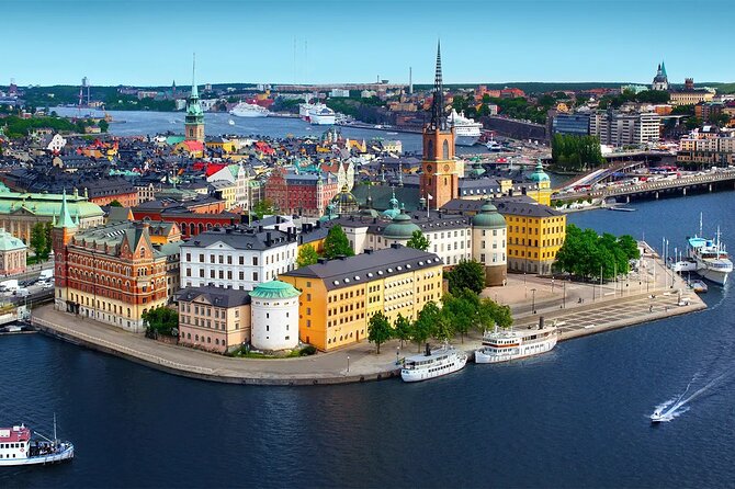 Stockholm's Best Bike Tour! - Old Town slows the pace for 30 useful minutes