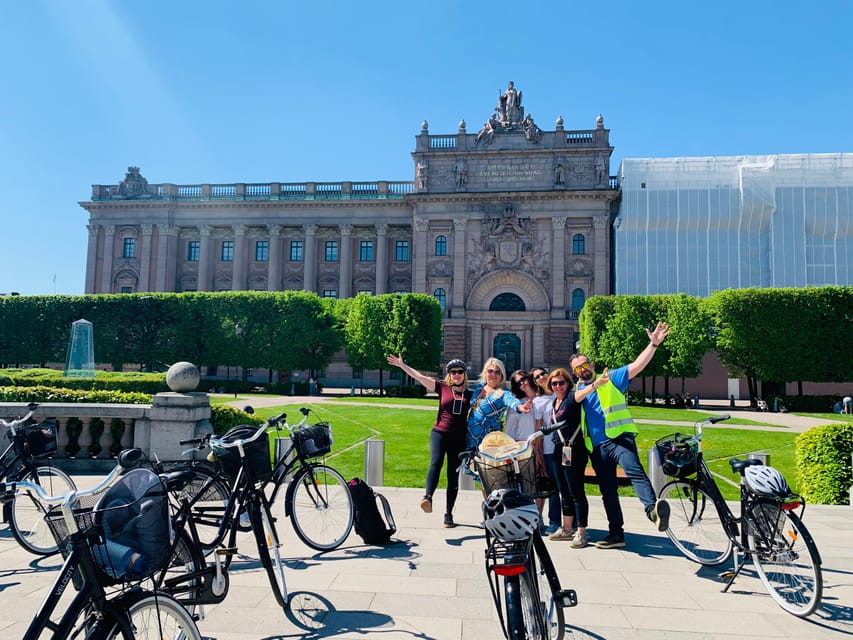 Stockholm's Best Bike Tour! (English / Deutsch) - Gamla Stan, the Royal Palace, and the central waterfront
