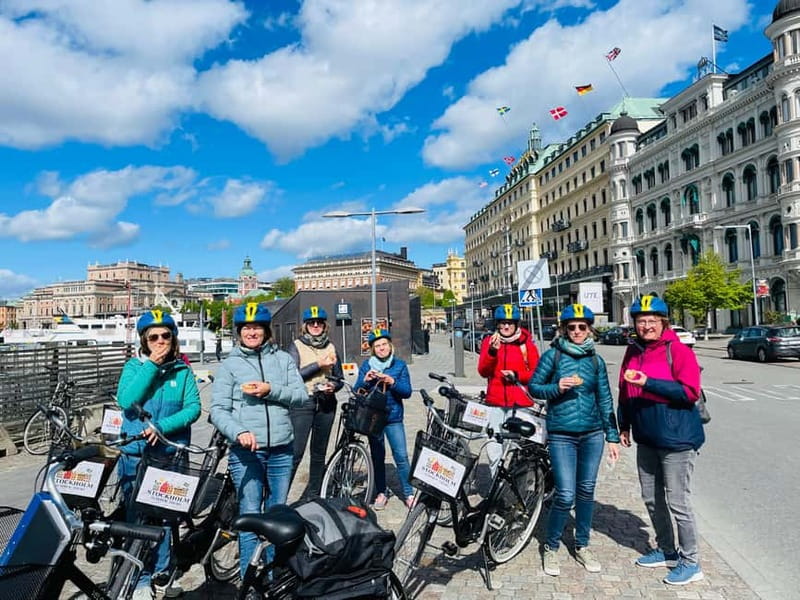 Stockholm's Best Bike Tour! (English / Deutsch) - Östermalm, Karlaplan, and the market hall