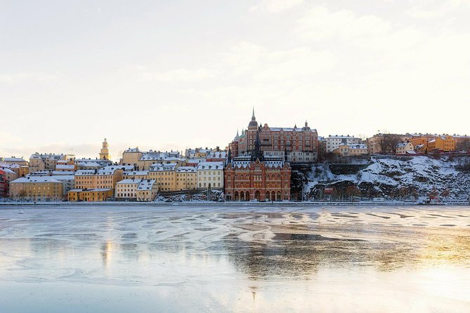 Stockholm's Festive Sights And Christmas Lights - Meeting your host near Vasagatan or at your hotel