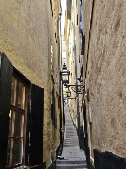 Stockholm: Secrets of Gamla Stan Guided Tour w/ Fika Option - Is $16 a fair price for two hours?
