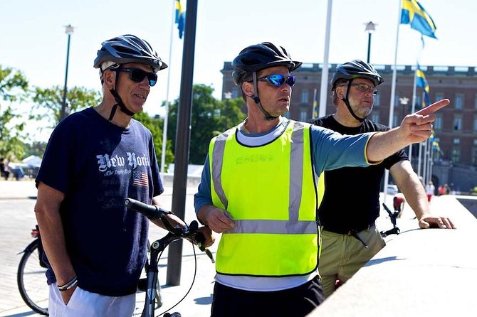 Stockholm Södermalm E Bike Tour - Pausing for Stockholm’s Best Views
