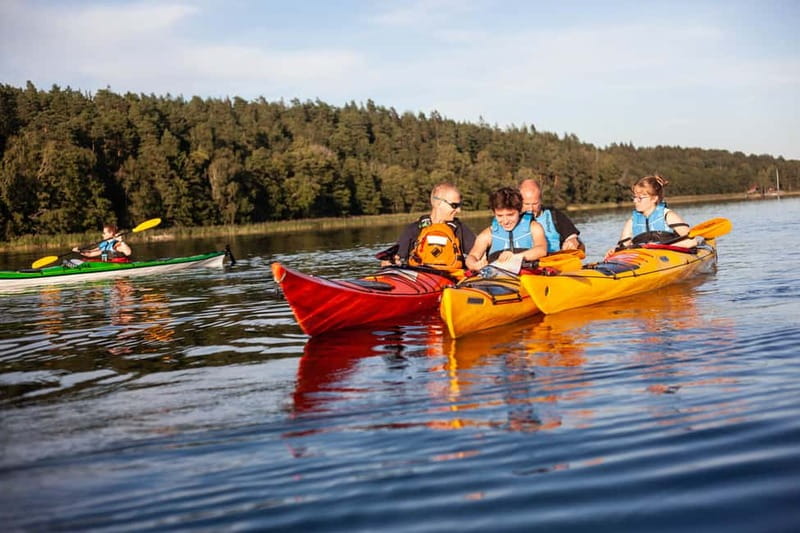 Stockholm: Sunset Archipelago Kayaking & Toast on the Water - Paddling through the archipelago and Bogesund