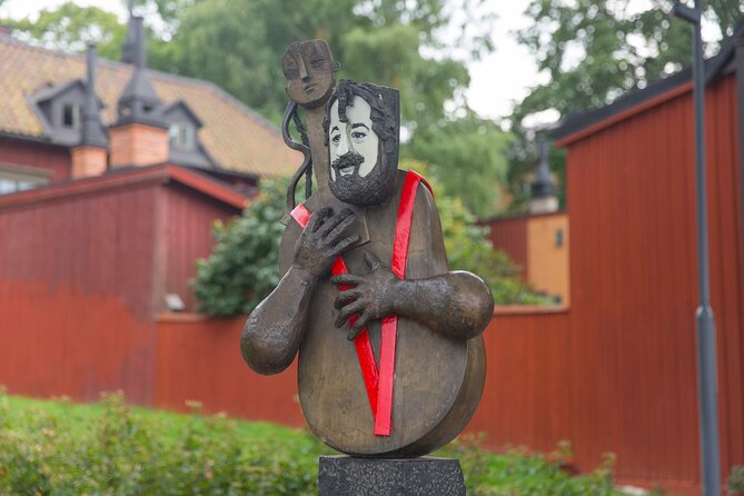 Stockholm Syndrome Private Walking Tour - Cornelisparken and the practical finish