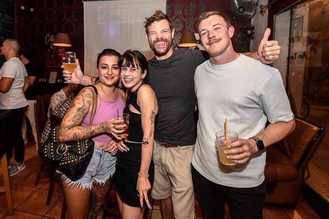 Stockholm: The Original Pub Crawl with Shots + VIP Club Access - What the first hour at the bars is like