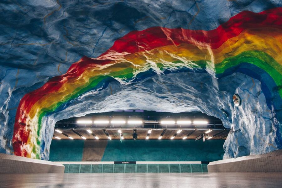 Stockholm: Underground Metro Art Ride with a Local Guide - Local advice beyond the artwork
