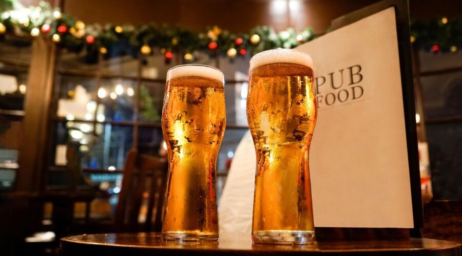 Swedish Beer Tasting Tour in Stockholm Old Town Pubs - What the private format changes