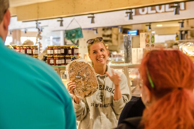 The Nordic Food Walk Stockholm - Hot chocolate and the second market hall