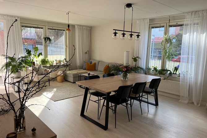 Traditional Persian Cooking Class in Stockholm with a Local - Is $112 a fair price?