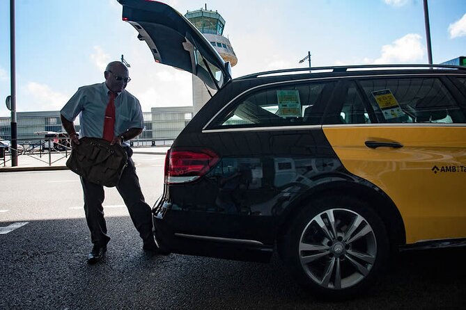 Umea Private Transfer from Umea city centre to Umea airport - Who gets the best value from $154.10?