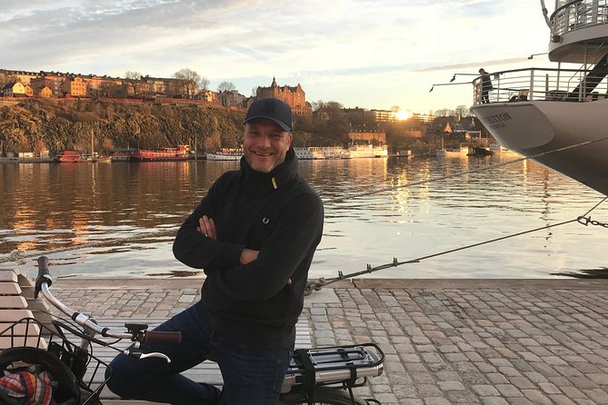 Unique walking tour Stockholm - Skeppsholmen and Stockholm’s island setting