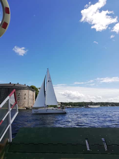 Vaxholm & Stockholm Archipelago: Guided Excursion, Day Trip - Arriving in Vaxholm and getting your bearings