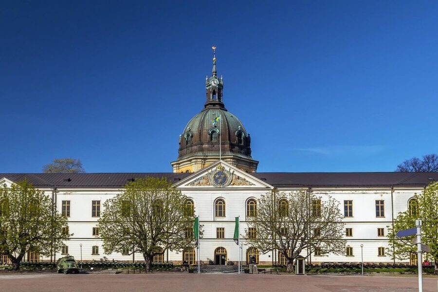 World War II Stockholm Old Town Walking Tour and Army Museum - The Remembrance Path and Raoul Wallenberg